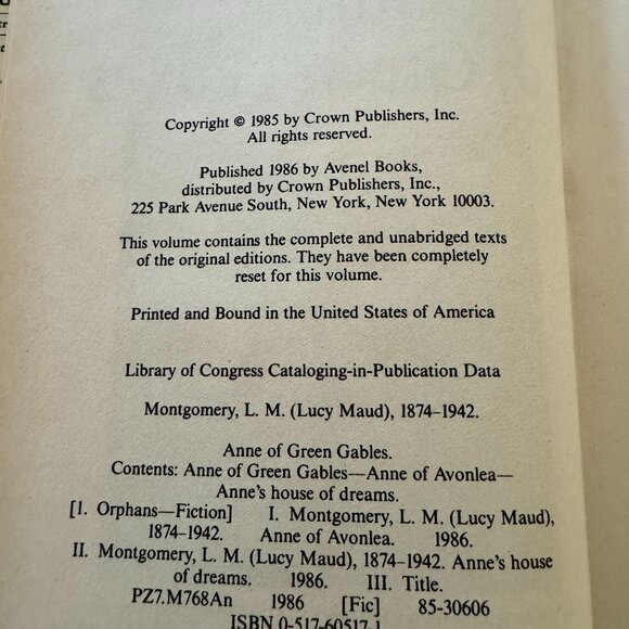 Anne of Green Gables Three Volumes In One 1986 Hardcover Montgomery - Picture 3 of 3